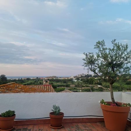 Amb Encant I Estil Mediterrani En Zona Tranquilla De Llanca I Amb Terrassa Eksteriør bilde
