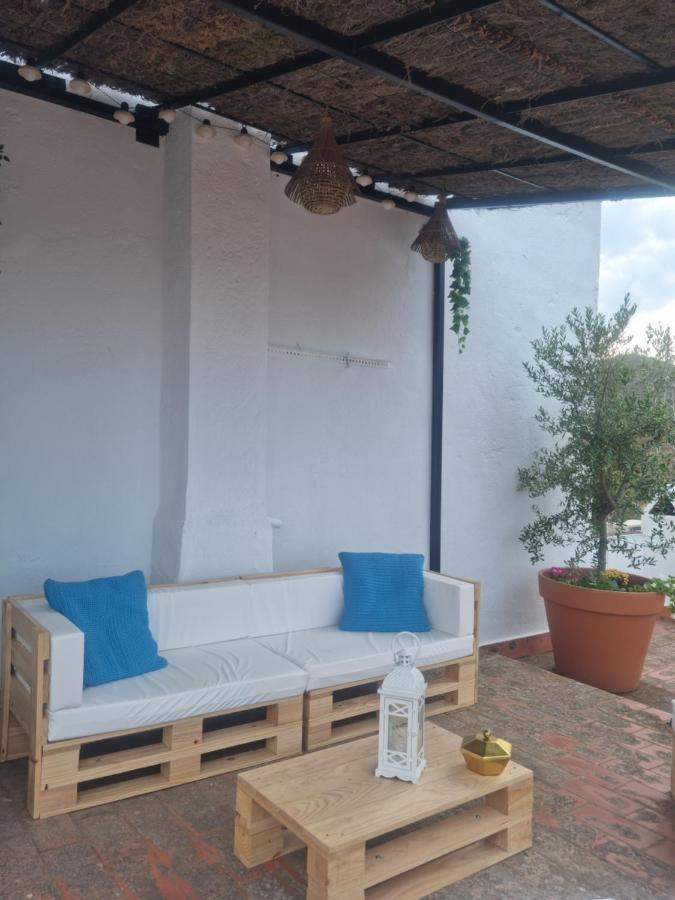 Amb Encant I Estil Mediterrani En Zona Tranquilla De Llanca I Amb Terrassa Eksteriør bilde